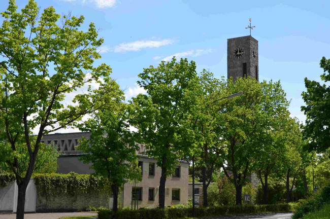 Kirche von der Straße